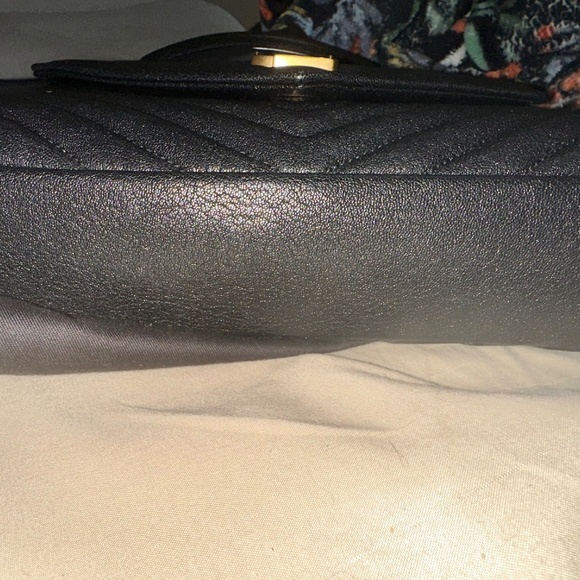 Yves Saint Laurent Sheepskin Matelasse Chevron Monogram Medium College Bag - Picture 4 of 6